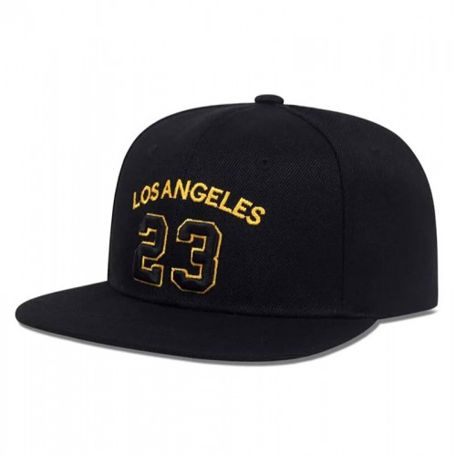 Кепка Бейсболка в стиле R'n'B с плоским козырьком и вышивкой