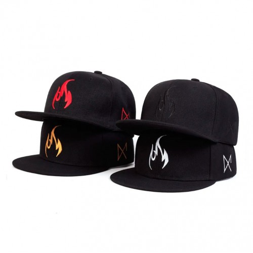 Кепка Бейсболка в стиле R'n'B с плоским козырьком и вышивкой Огонь.-3